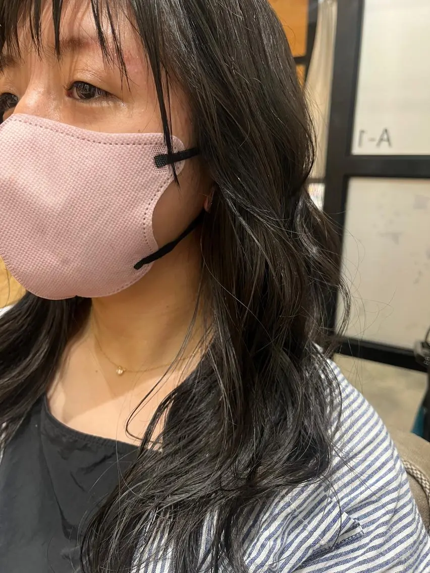 セミロング カラー パーマ ヘアアレンジ メンズ キッズ ネイル マツエク・マツパ アイブロウ メンズブリーチ メンズハイライト メンズインナーカラー メンズ韓国風 ブリーチ 久木原 ゆりのヘアスタイル