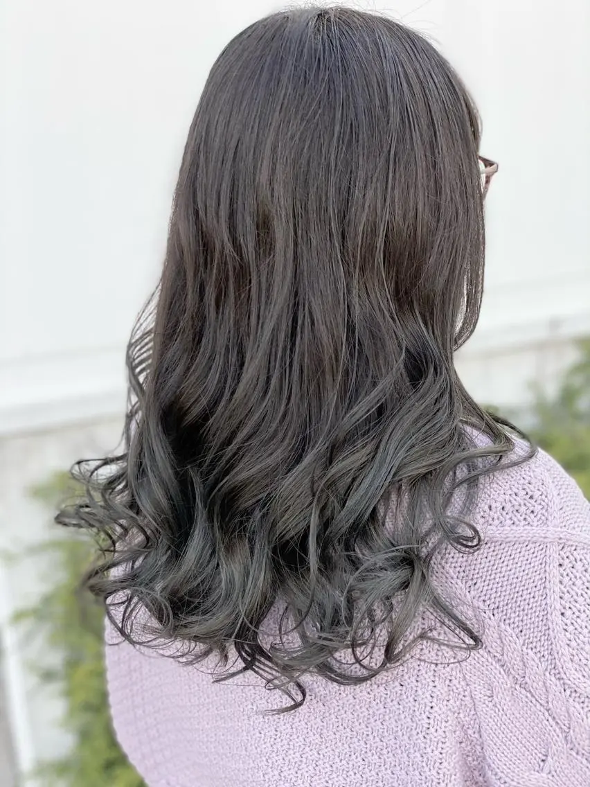 カラー SALOWIN栄 高須大貴のヘアスタイル