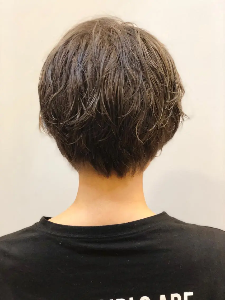 カラー アッシュ 透明感カラー kawabe maikoのヘアスタイル