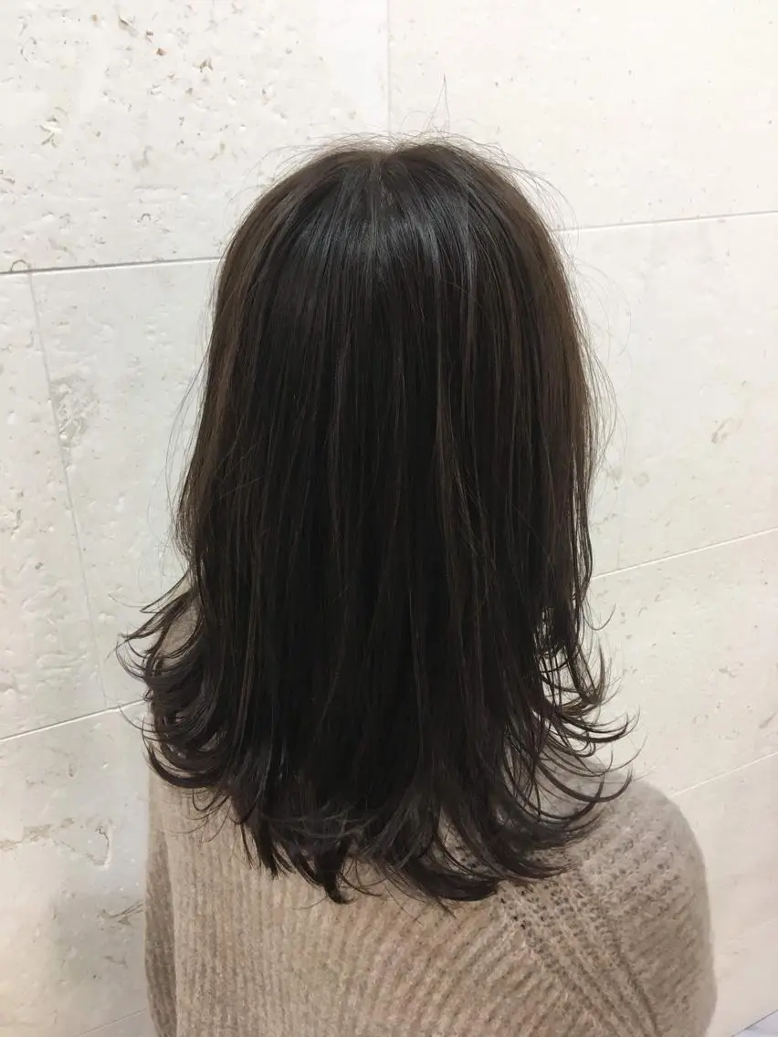 セミロング カラー アディクシーカラー トリートメント カット ヘアカラー トリートメント 斉藤 貴也のヘアスタイル