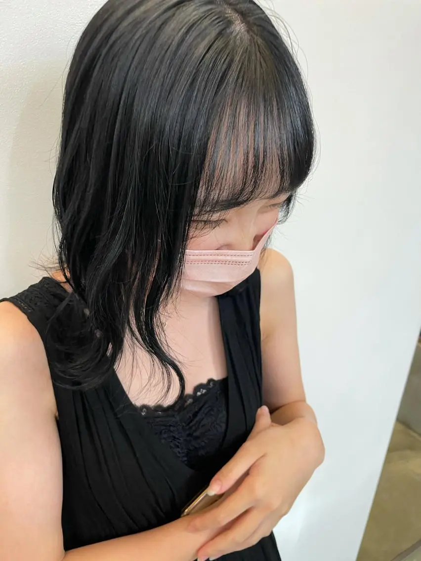 カラー 黒髪 ブルーカラー ブルーブラック 🦄垢抜けボブ特化× 暖色カラー未来🦄のヘアスタイル