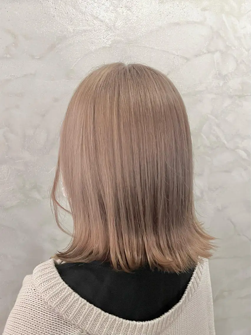 ミディアム カラー ベージュカラー ミルクティーベージュ ヘアカラー 透明感カラー/ ブリーチ無し/RYOのヘアスタイル
