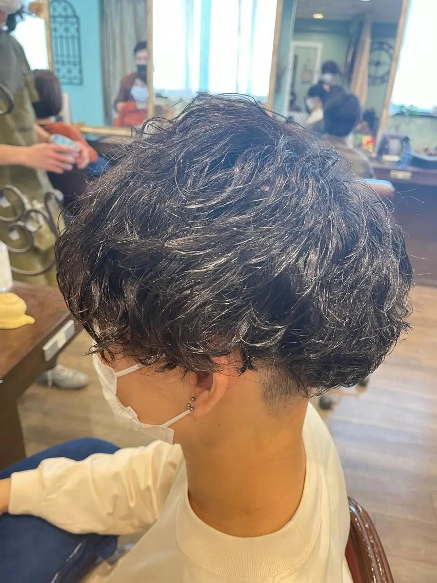 メンズ メンズブリーチ メンズパーマ カット パーマ トリートメント 黒木 健太のヘアスタイル