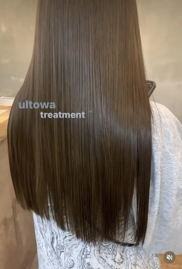 ロング アッシュ ピンクブラウン 伸ばしかけ ハイライト 髪質改善 ルーチェヘアー 北摂エリアNo.1のヘアスタイル