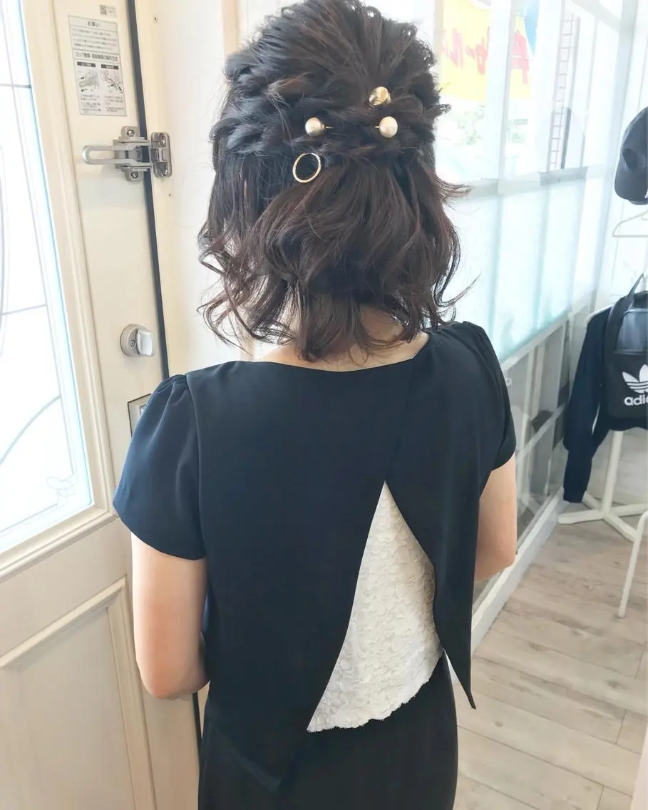 ヘアアレンジ 秋月 亜耶のヘアスタイル