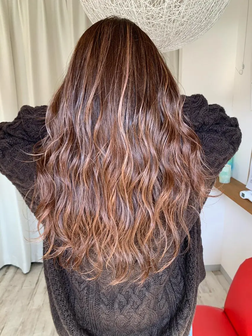 ロング ハイライト カット ヘアカラー yoshihara yuukiのヘアスタイル