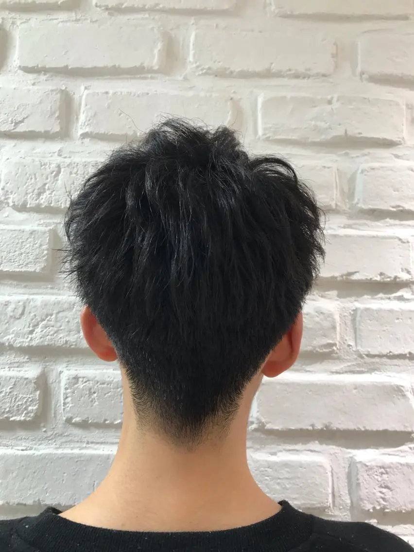 ショート メンズ 刈り上げ 【暖色カラー特化】 中山由梨のヘアスタイル