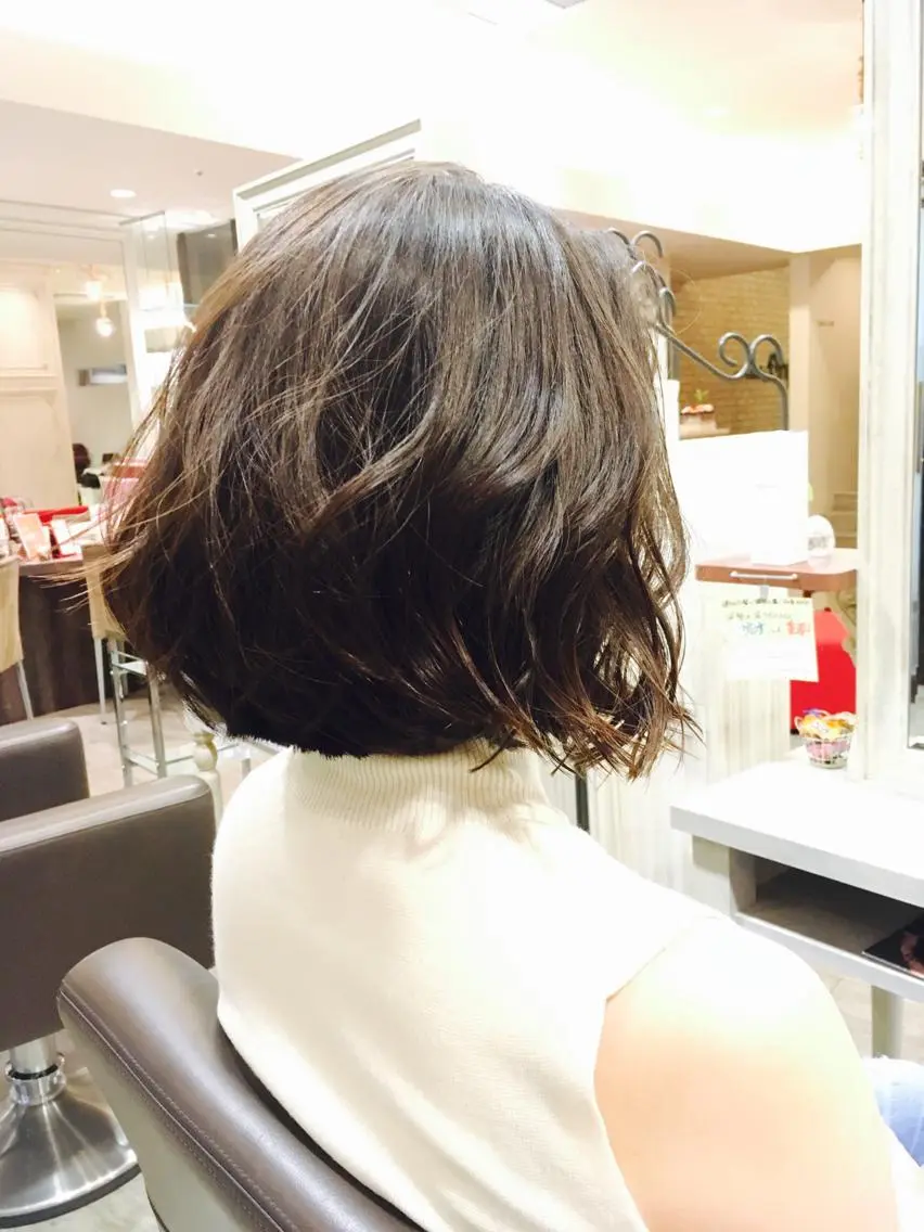 ミディアム カット パーマ 正木 彩音のヘアスタイル