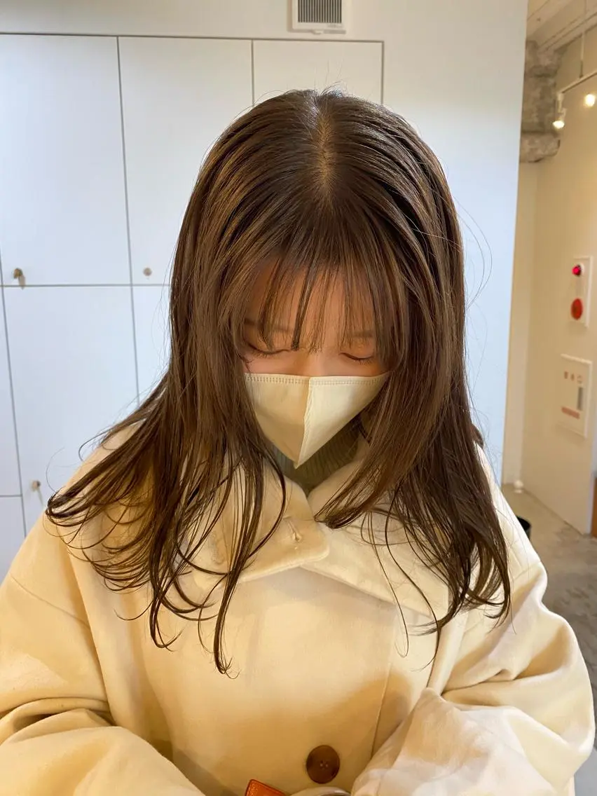 ミディアム カラー ブリーチ 透明感カラー ダブルカラー ブリーチなしカラー 砂原 ひよりのヘアスタイル