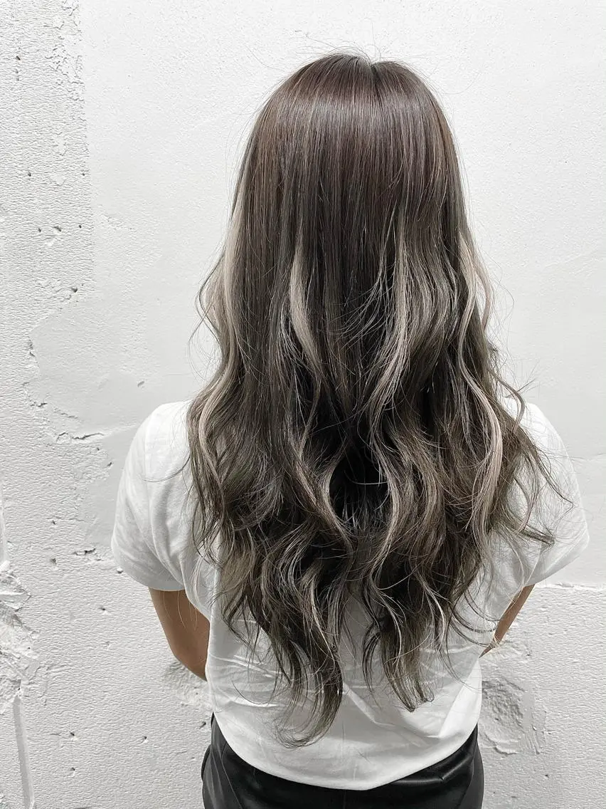 ロング カラー ヘアアレンジ カット ヘアカラー エクステ ヘアセット 🎨カラー満足度 500%💫ヅル💫のヘアスタイル