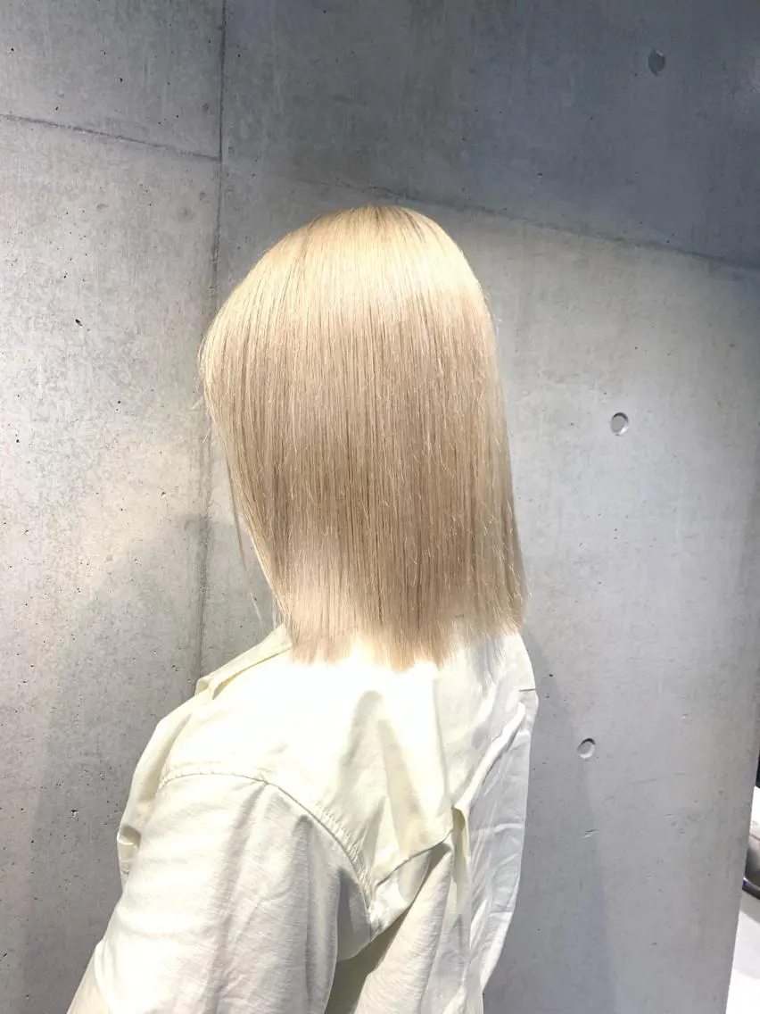 セミロング カラー カット ヘアカラー トリートメント 赤みゼロ/透明感 カラー🌿KANTAのヘアスタイル