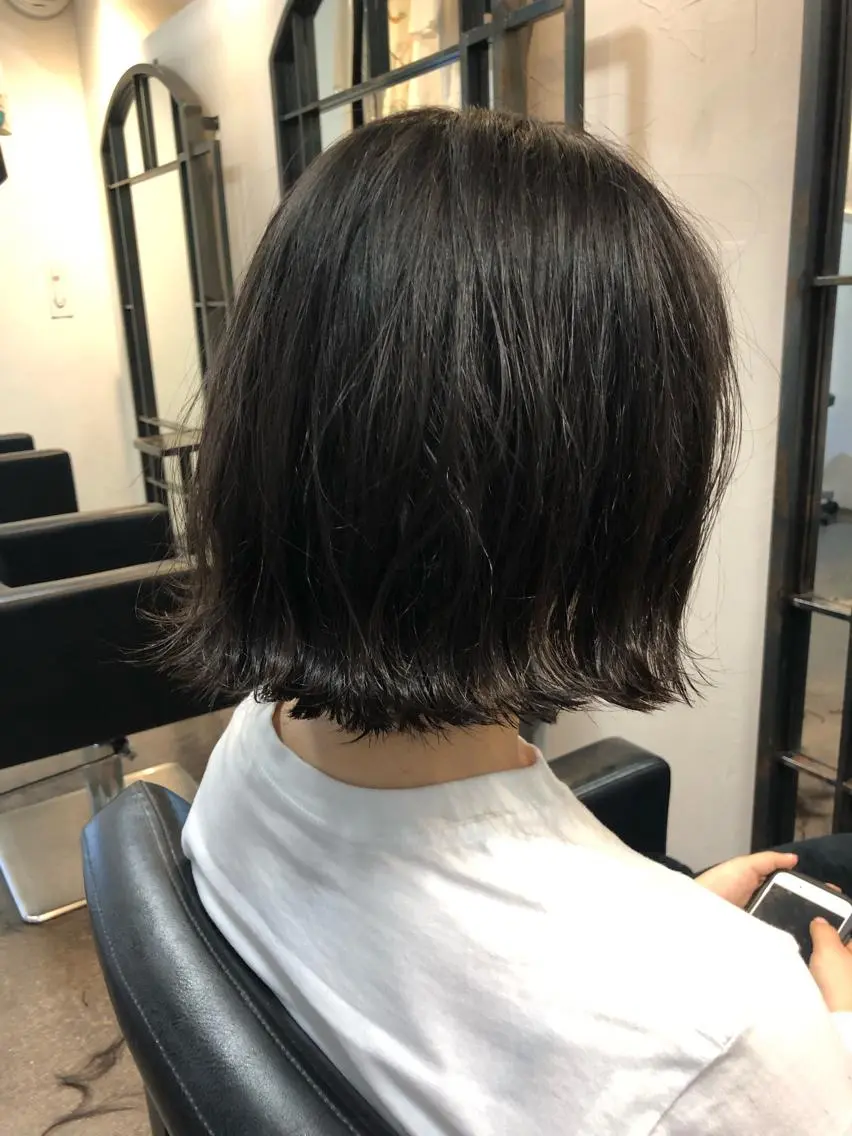 ショート 切りっぱなしボブ ボブ 外ハネヘア 千葉 郁也のヘアスタイル