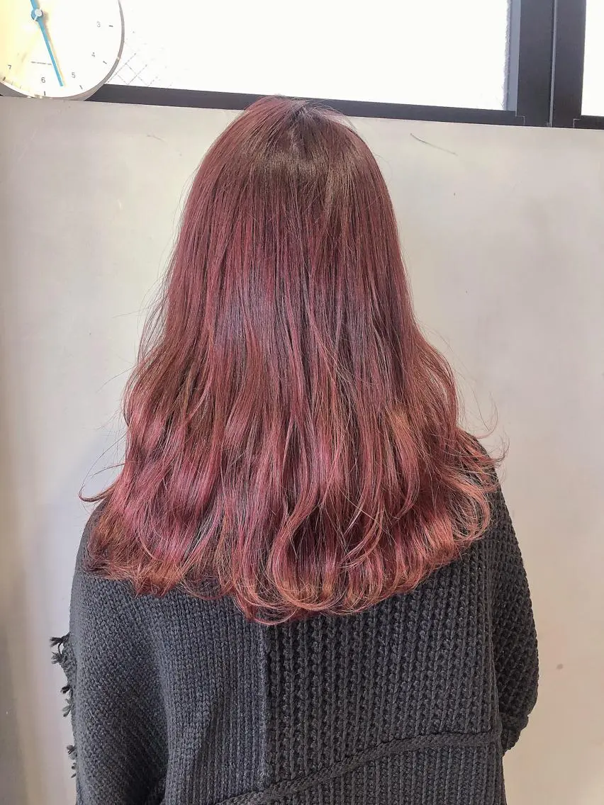 ミディアム カラー ヘアカラー ヘッドスパ ヘアセット 圧倒的透明感カラー nana🦕のヘアスタイル