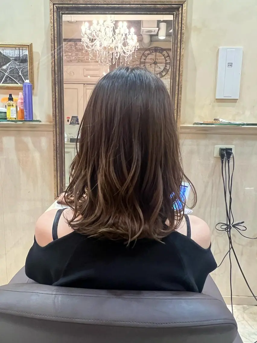 ミディアム ハイライト 鈴木 優一のヘアスタイル