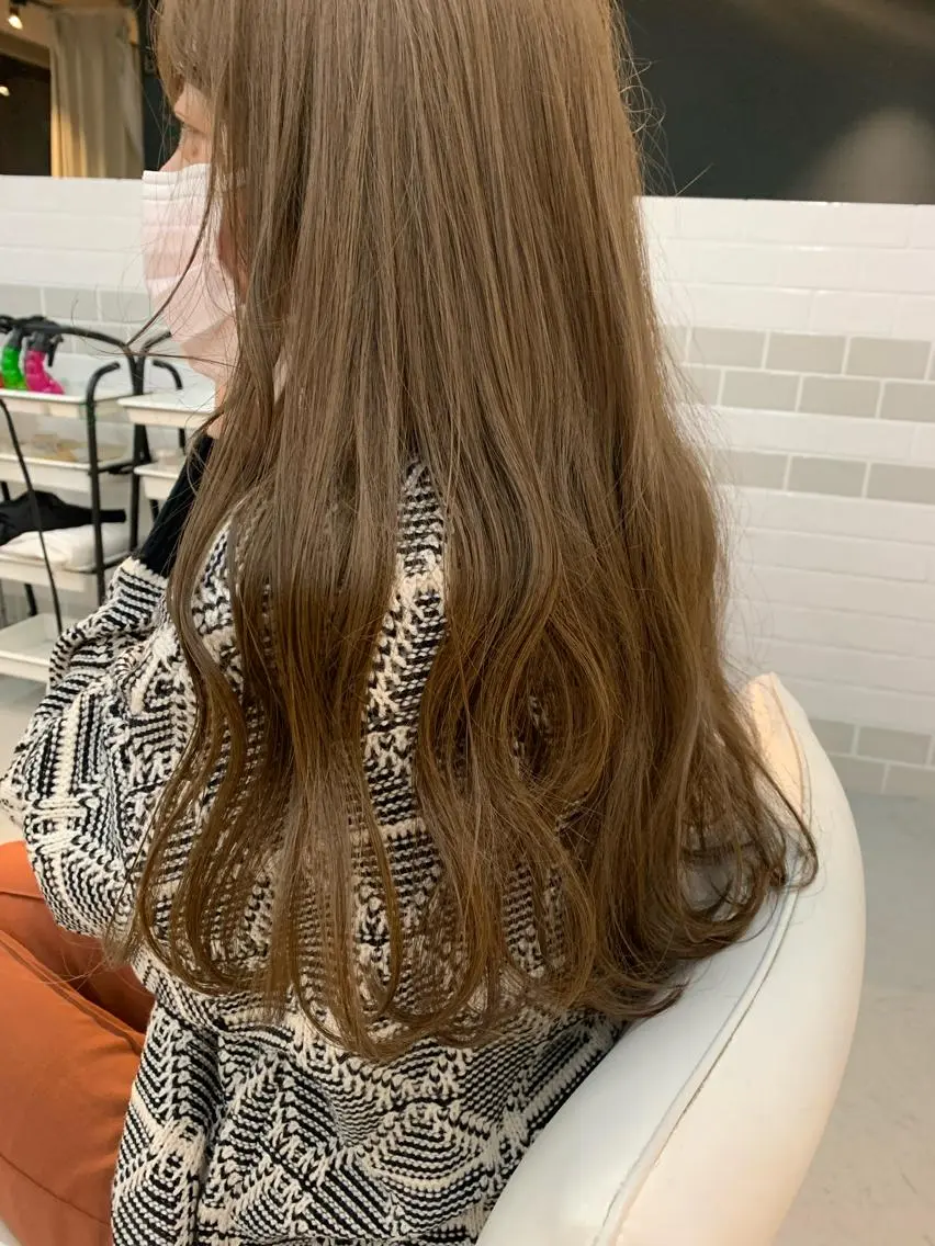 ロング カラー Takahashi Yuriのヘアスタイル