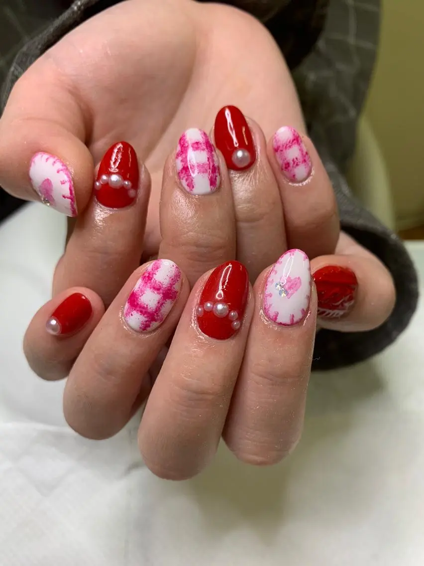 ネイル ハンドネイル フットネイル Nailsalon uluのネイルデザイン