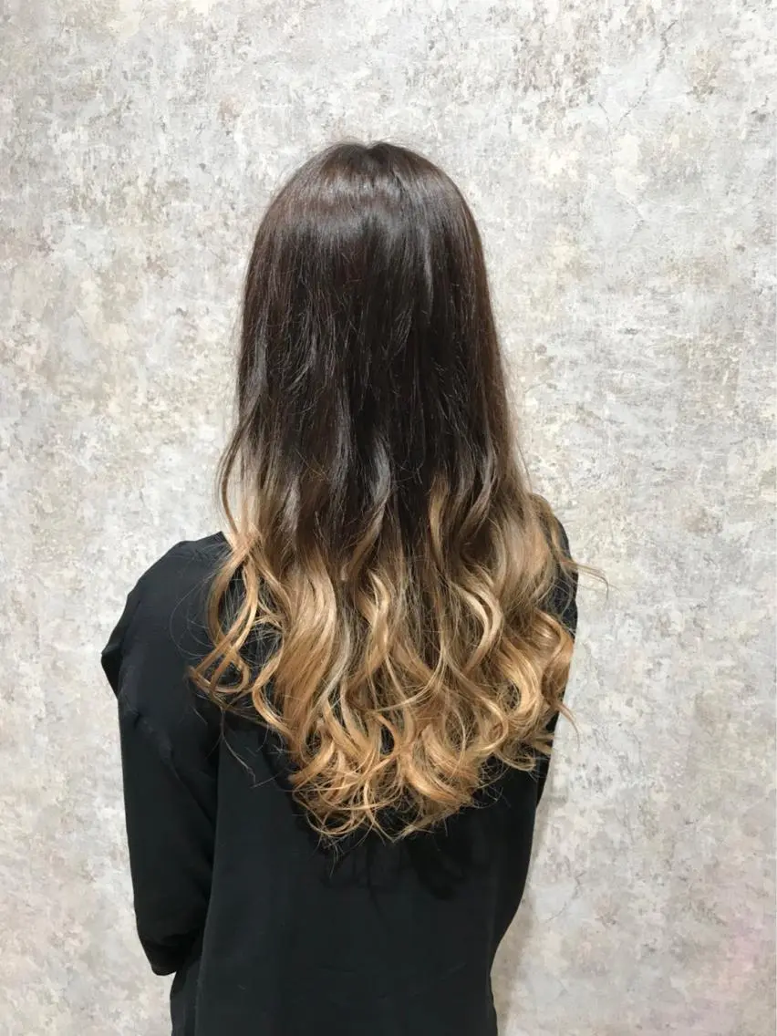 ロング カラー ベージュカラー ダークグレー 🫟Blanco🫟 Color&Careのヘアスタイル