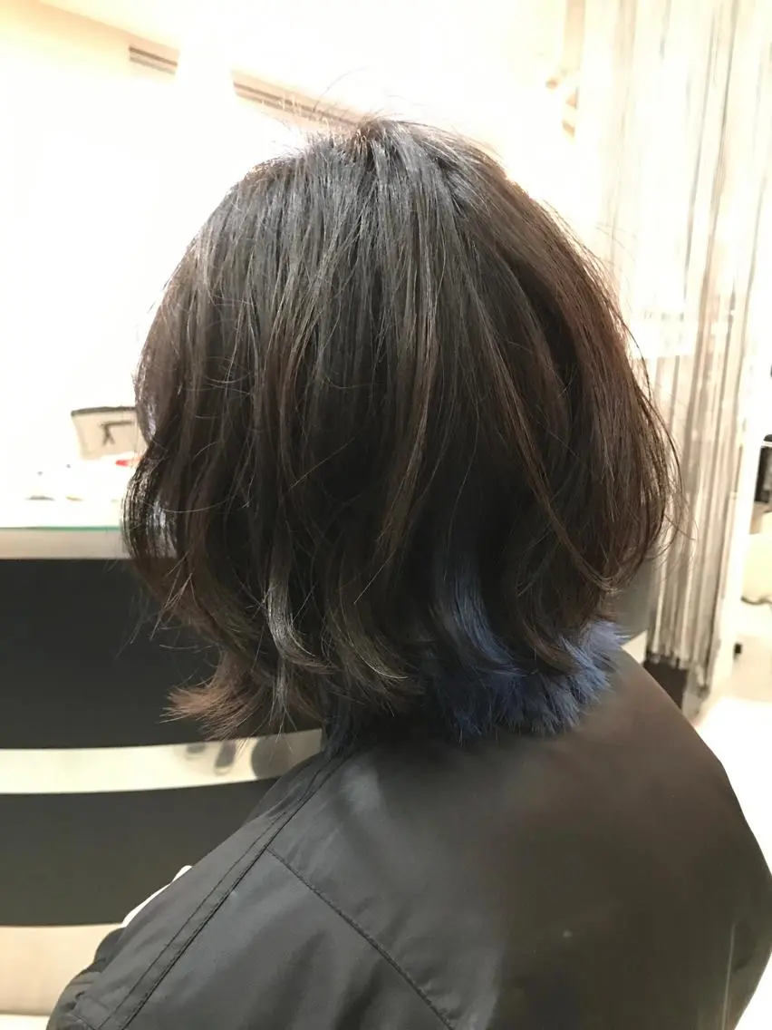 ショート カラー ブルーカラー 國井 慎吾のヘアスタイル