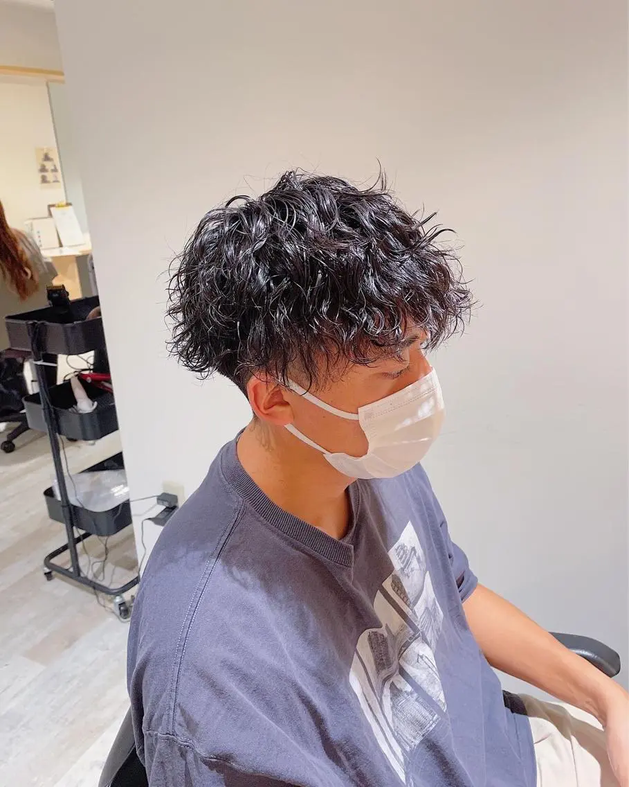 パーマ メンズ 升水 優太のヘアスタイル