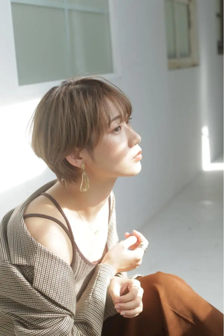 ショート カラー 保子 祐里香のヘアスタイル