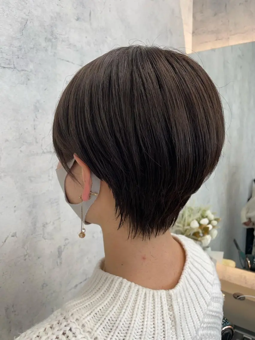 ショート 顔まわり× レイヤー/MIUのヘアスタイル