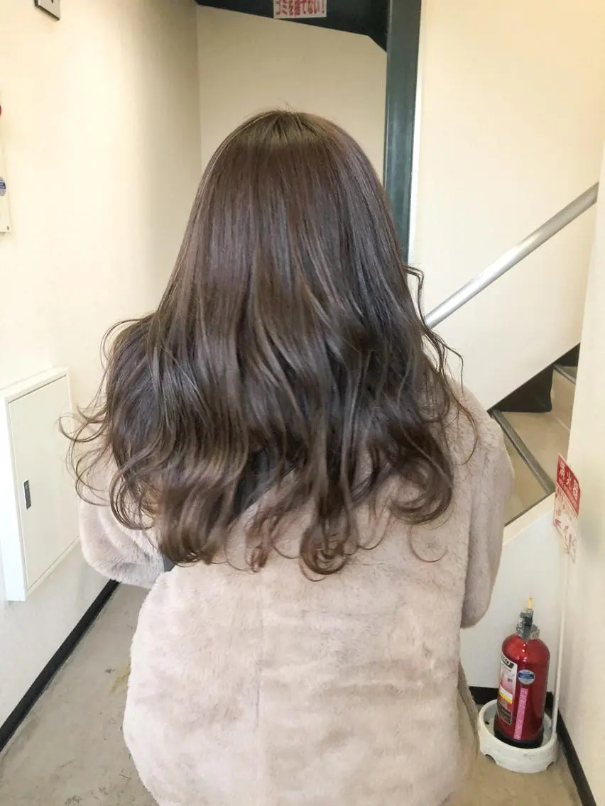 セミロング カラー ベージュカラー 透明感カラー ピンクカラー ピンクベージュ ヘアカラー トリートメント 水野 雪 /パーマ/暖色カラーのヘアスタイル