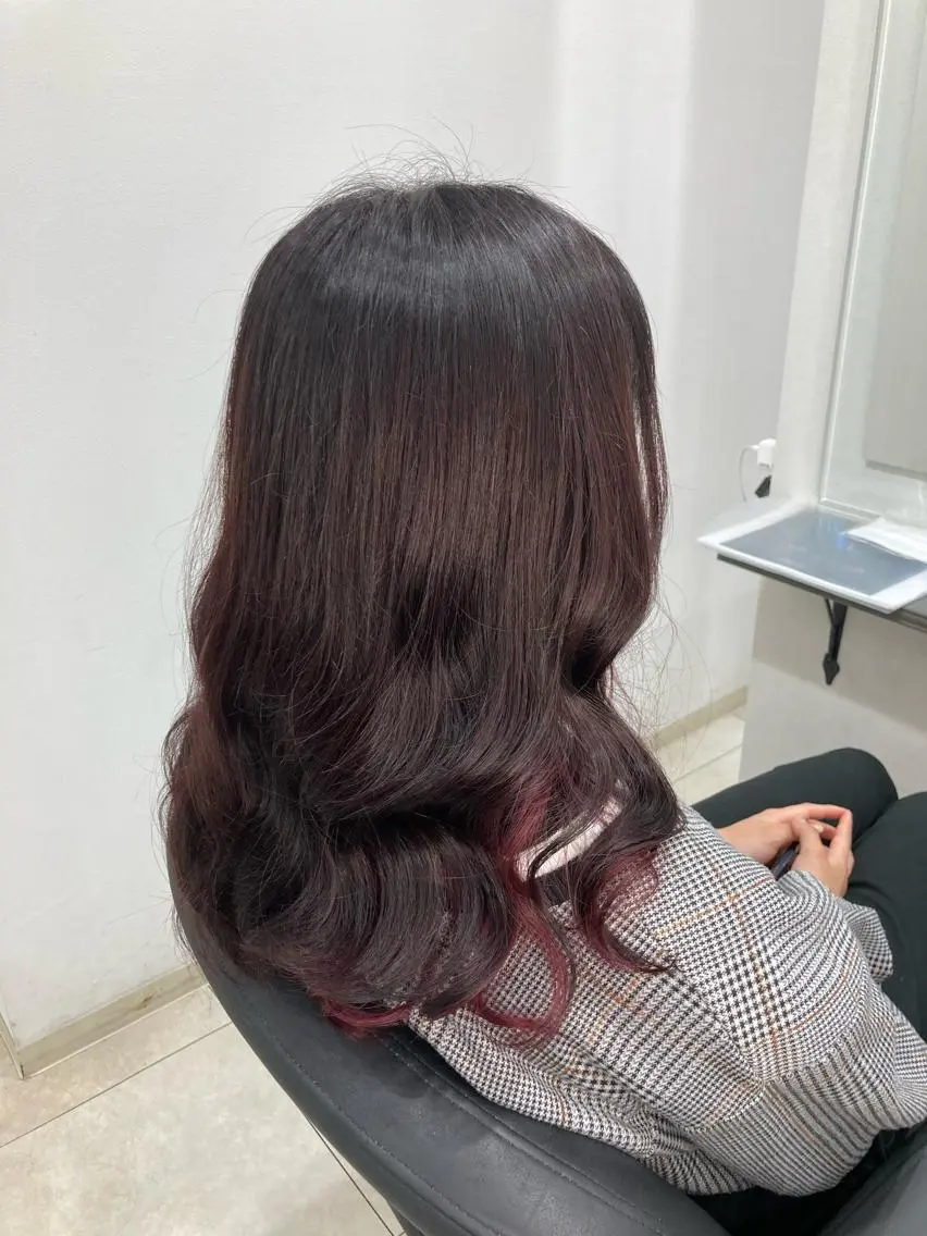ロング カラー ヘアカラー ピンクカラー🎀 米津 美佑のヘアスタイル