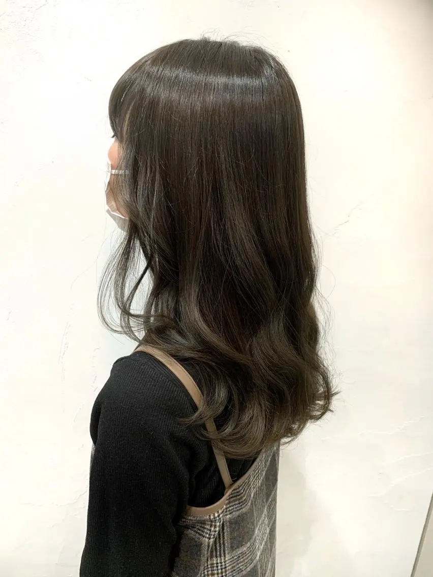 ロング ヘアカラー LITTLE _KATOのヘアスタイル