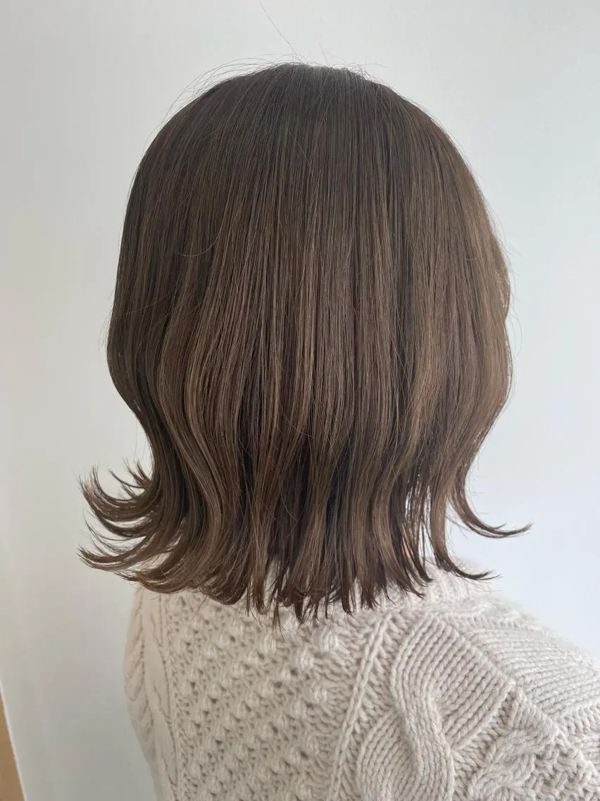ミディアム カラー レイヤー・ハッシュ ウルフ・武蔵小杉のヘアスタイル