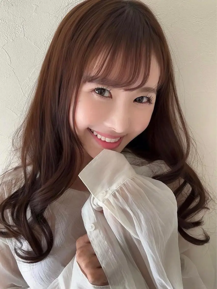 セミロング カラー パーマ ヘアアレンジ 結婚式・ブライダル アッシュ ベージュカラー 黒髪 ブリーチ 韓国ヘア×2way 🇰🇷和知拓郎のヘアスタイル