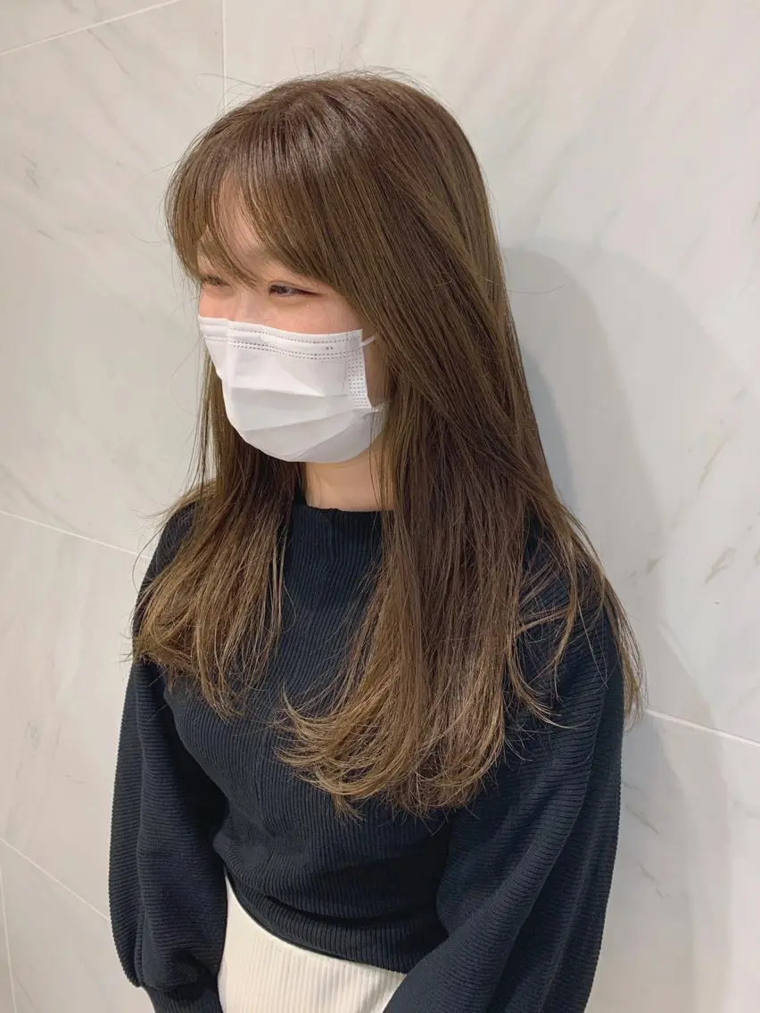 セミロング カラー ベージュカラー オリーブベージュ チバ タクミのヘアスタイル