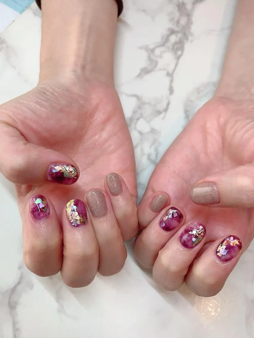 ネイル ニュアンスネイル atelier chic+のネイルデザイン