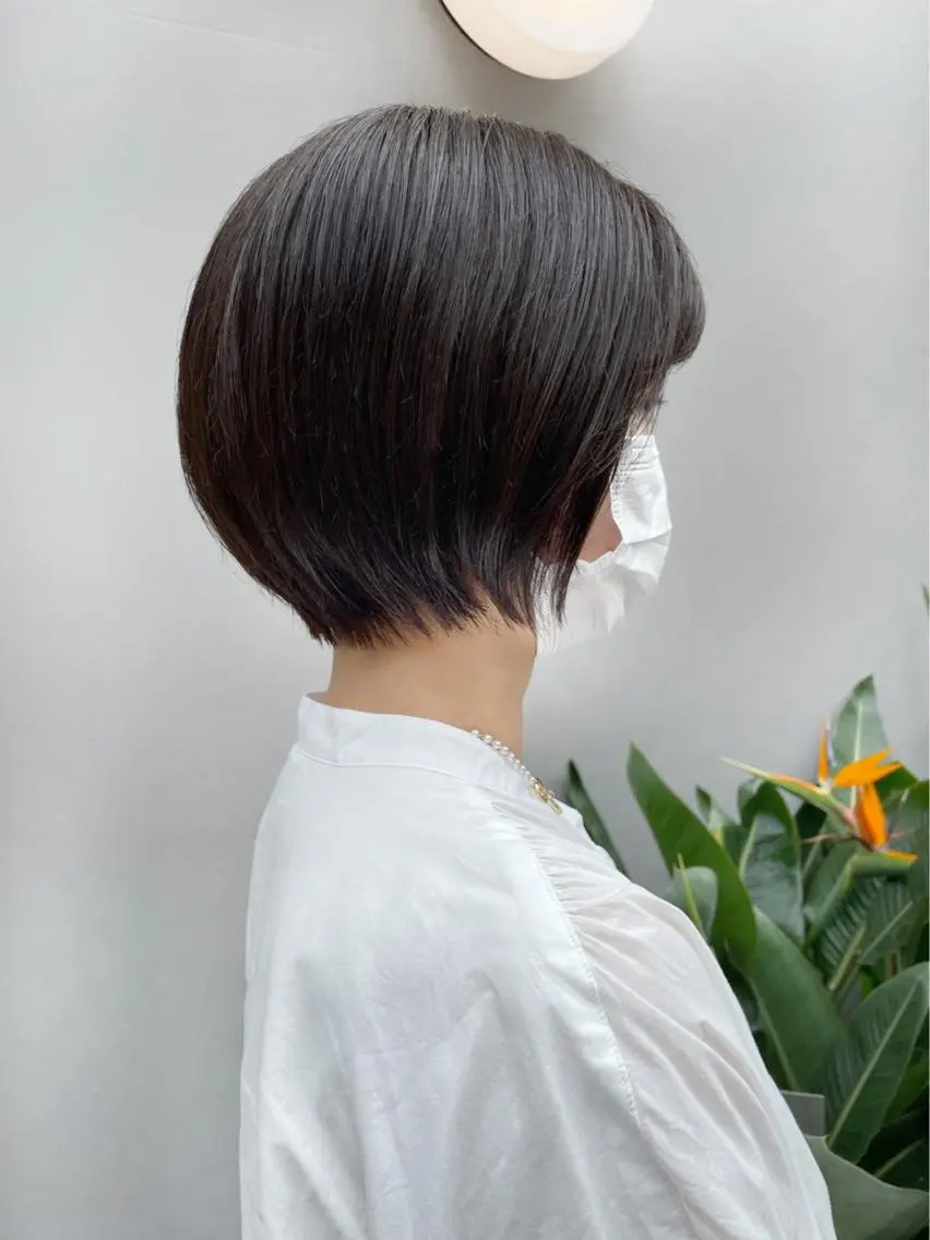 ショート カラー ショートボブ ベージュカラー シルバー シルバーベージュ ボブ カット ヘアカラー トリートメント HIROKI ”博多 /ボブのヘアスタイル