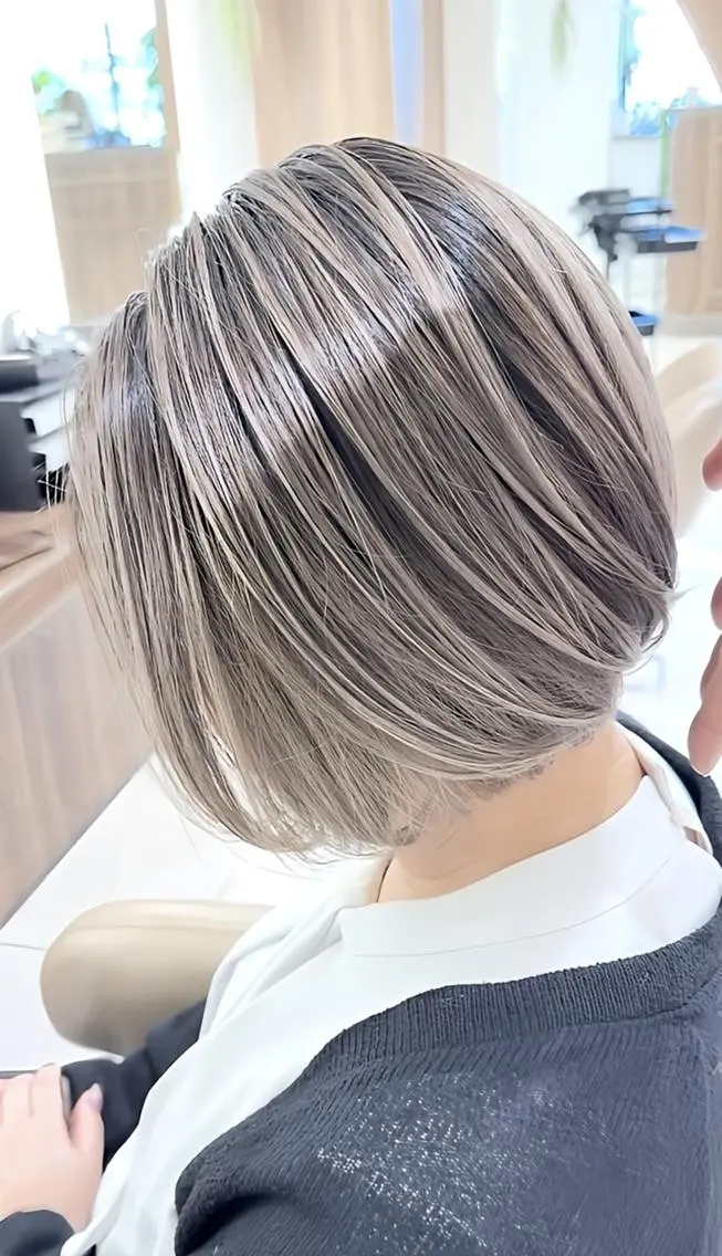 セミロング カラー バレイヤージュ 髪質改善 レイヤーカット カット ヘアカラー トリートメント 山崎俊輔/髪質改善 /バレイヤージュのヘアスタイル