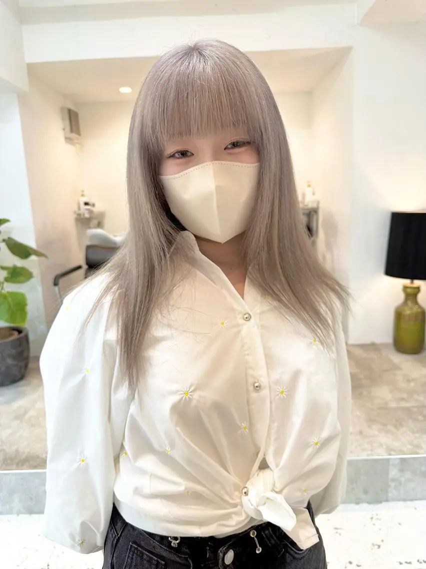 セミロング カラー ヘアカラー トリートメント kai .のヘアスタイル