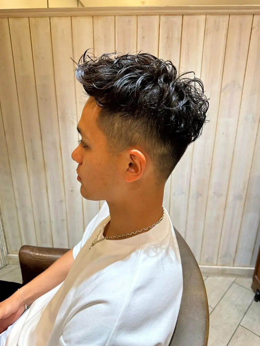 パーマ メンズ カット メンズパーマ特化🔥 ツイスパ/シャドウのヘアスタイル