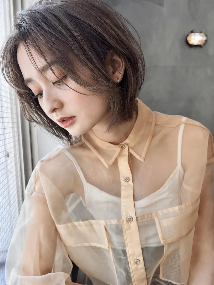カラー 透明感カラー グレージュ ボブ カット ヘアカラー LoRE hairのヘアスタイル