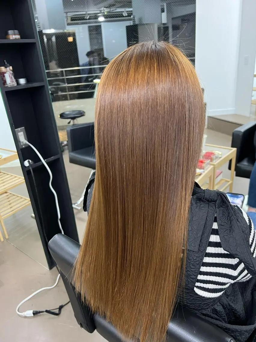 ロング カラー ブリーチ ケアブリーチ ダブルカラー イヤリングカラー ハイライトカラー 神戸ボブ✂️ ioe三宮/田 伸佳のヘアスタイル