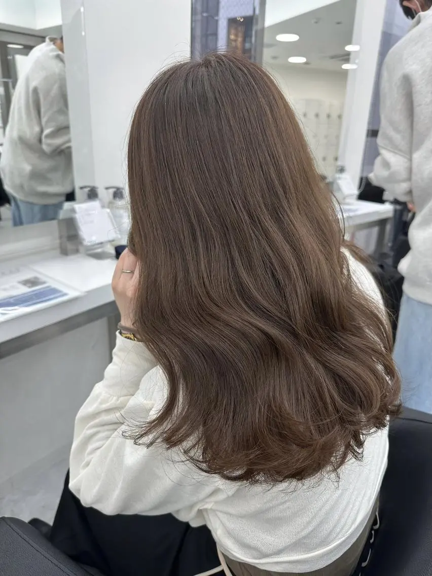 カラー 透明感グレージュ/ 艶髪/銀座TUNEのヘアスタイル