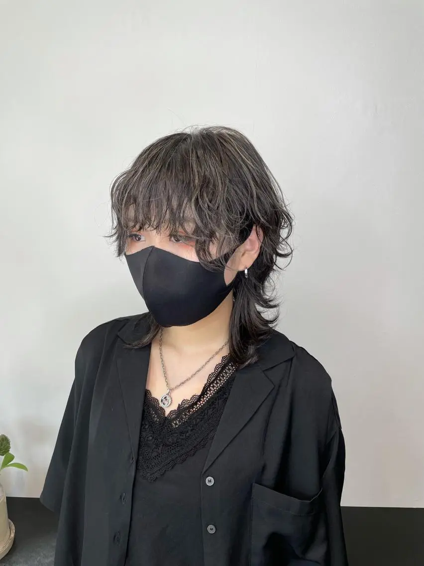 ミディアム カラー 中野 竜介のヘアスタイル