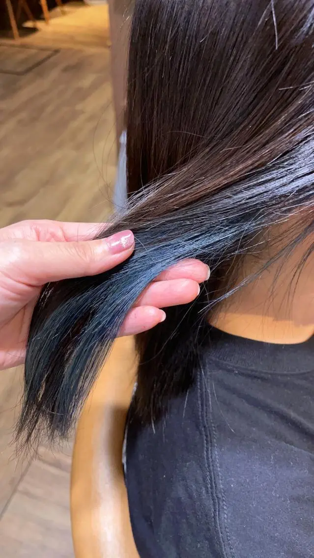 カラー ヘアカラー トリートメント 箕面駅徒歩7分カプロ 三好美鈴のヘアスタイル