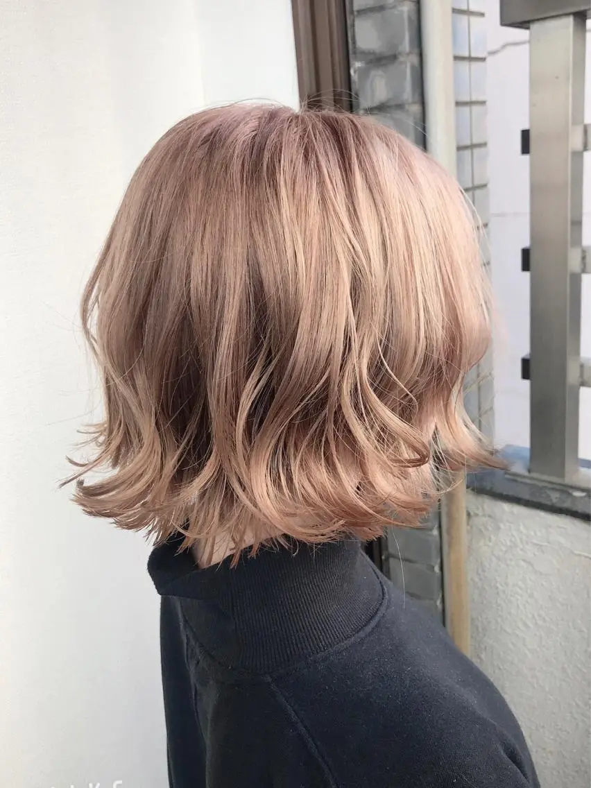 ミディアム カラー ヘアカラー 岩谷/ブリーチ 🪽透明感カラーのヘアスタイル