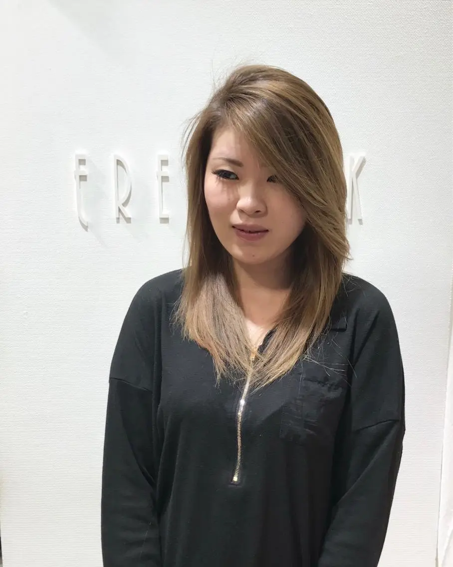 ミディアム カラー パーマ ヘアアレンジ メンズ キッズ ネイル マツエク・マツパ ドライ カット✂️髪質改善のヘアスタイル
