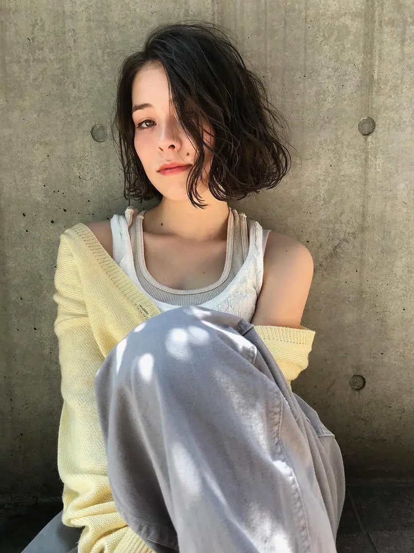 ミディアム カラー カット ヘアカラー トリートメント 一ノ瀬 暁のヘアスタイル
