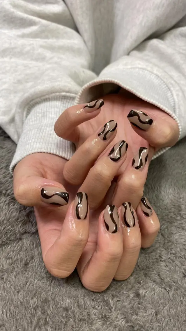セミロング カラー ネイル tetty nailsalonのネイルデザイン