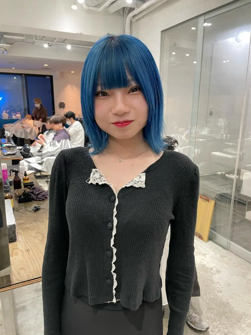 ミディアム カラー ミディアムパーマ バレイヤージュ ブリーチ ケアブリーチ デザインカラー ヘアカラー トリートメント スパイラルパーマ 🌐hina⭐️のヘアスタイル