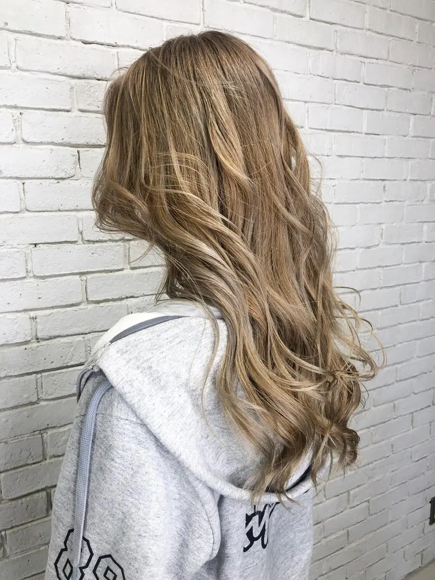 ロング カラー エドルカラー welring hair salonのヘアスタイル