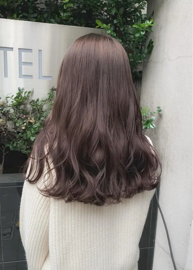 セミロング カラー ブリーチ グレージュ ブリーチなしカラー ヘアカラー トリートメント 矢野 晃平のヘアスタイル