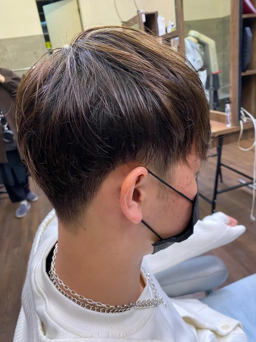 メンズ マッシュ メンズウルフカット ウルフカット 近藤 龍青のヘアスタイル