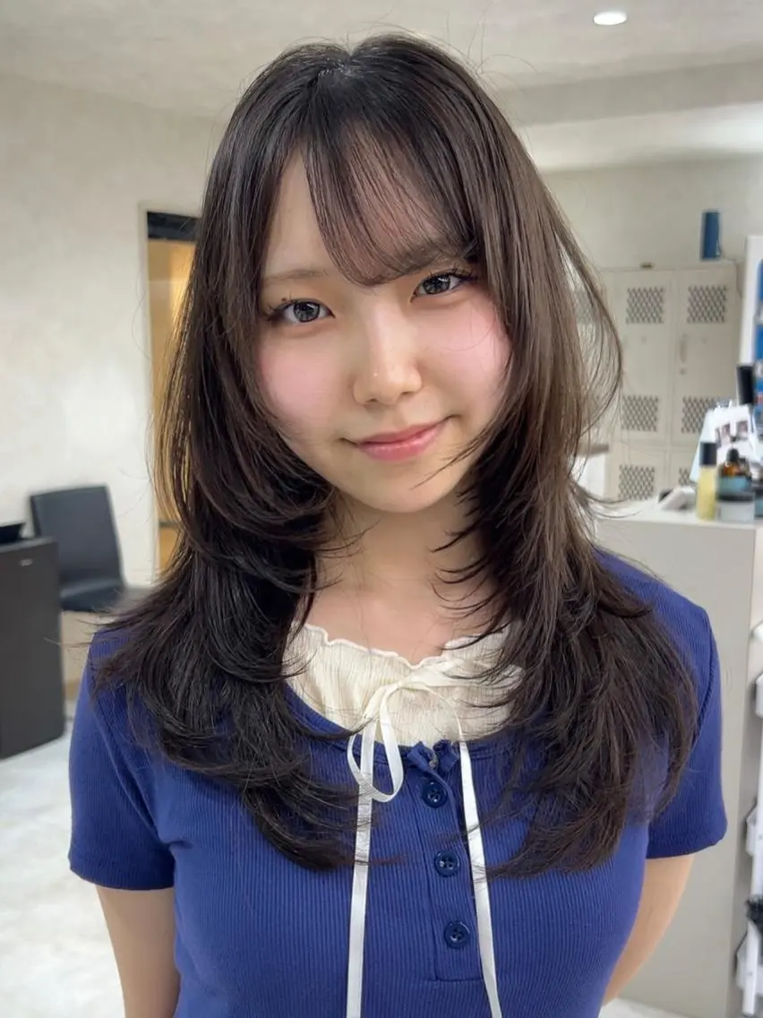 セミロング カラー 顔周りカット 透明感×ダブルカラ ーHarusa🎀のヘアスタイル